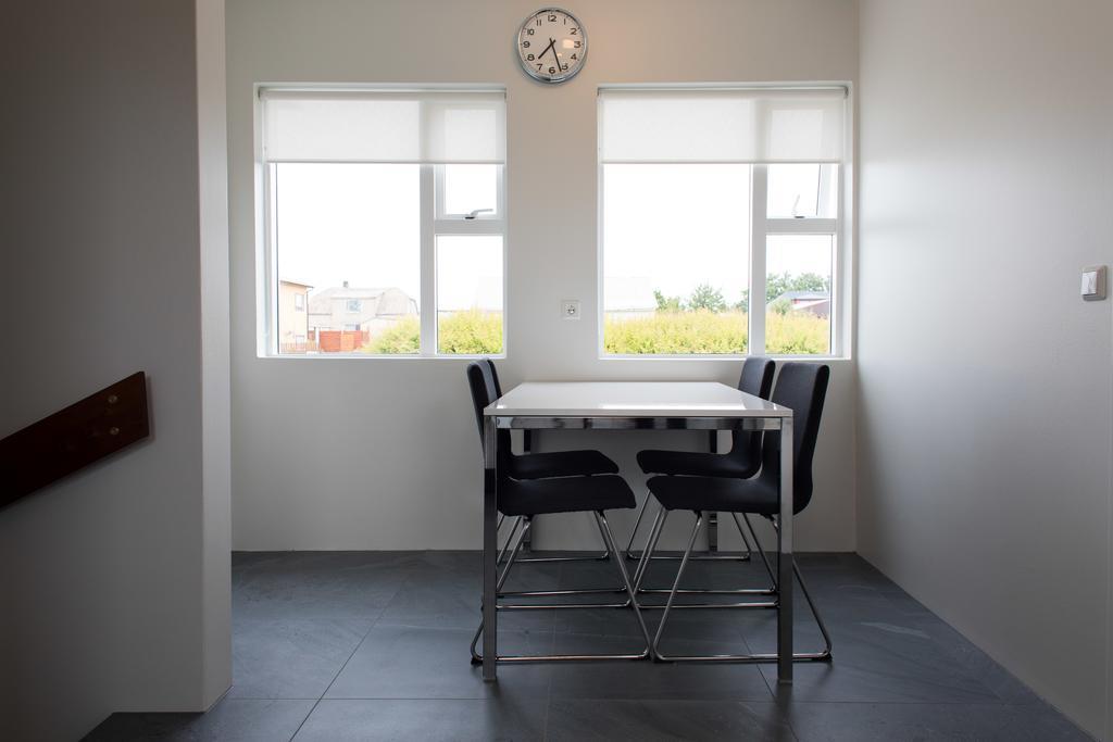 Graystone Guesthouse Sandgerthi Экстерьер фото