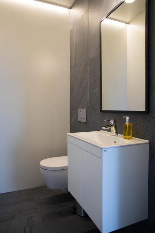 Graystone Guesthouse Sandgerthi Экстерьер фото