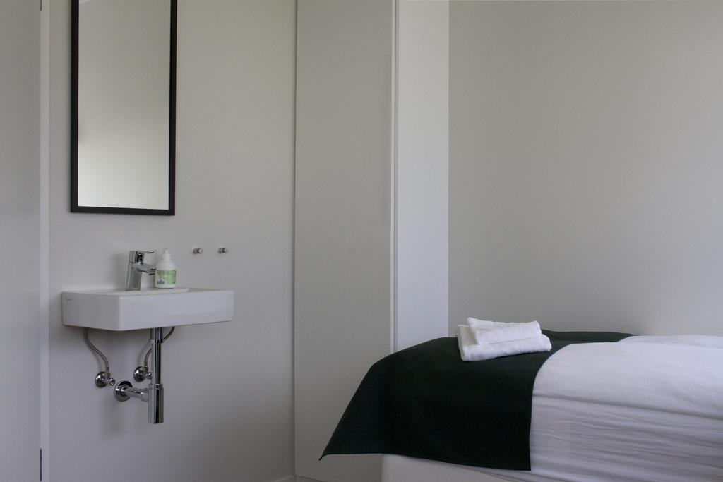 Graystone Guesthouse Sandgerthi Экстерьер фото